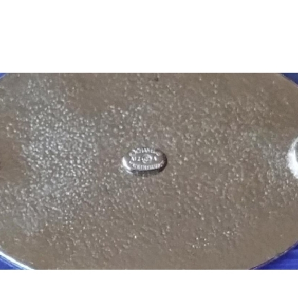 AUTH Chanel Natural Stone Purple Violet Agate Brooch - Very Rare - Picture 5 of 5